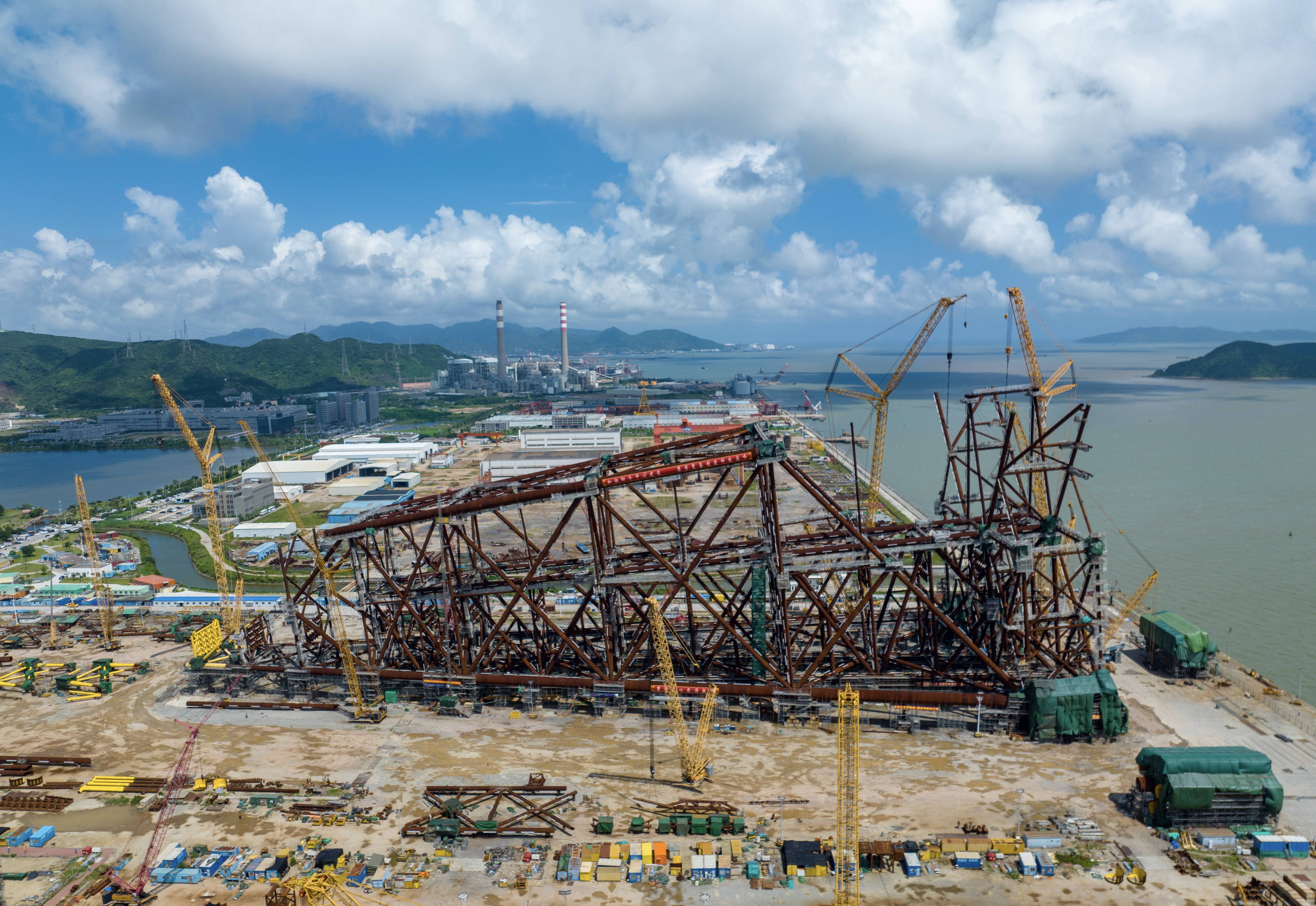 流花11-1平臺(tái)上部組塊總裝建造啟動(dòng)。中國(guó)海油深海公司供圖